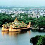 ヤンゴンのカンドーヂ湖